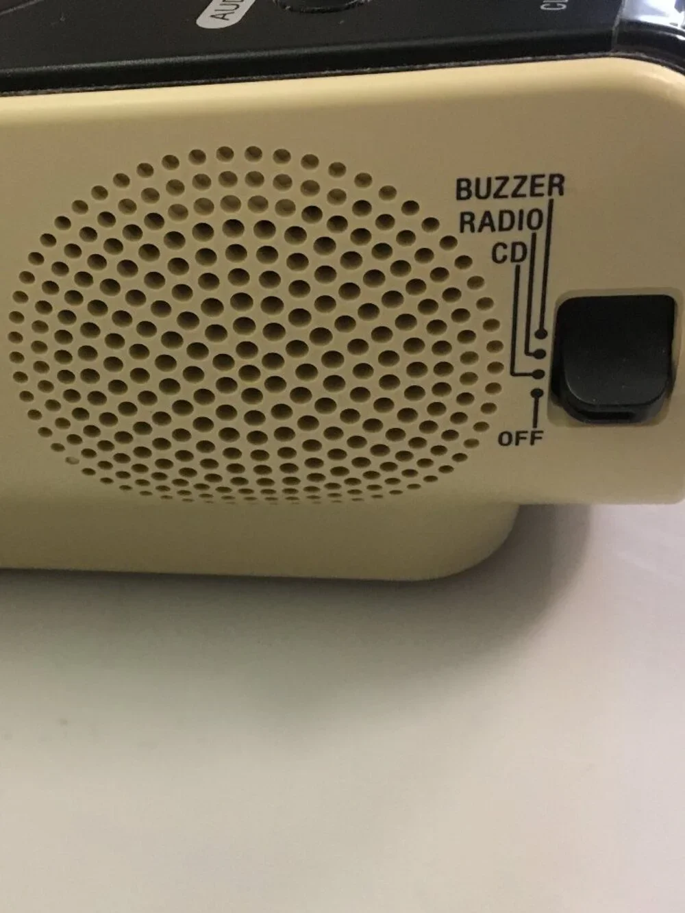 Sony Dream Machine FM/AM CD Clock Radio ICF-CD815 CD-R/RW Playback